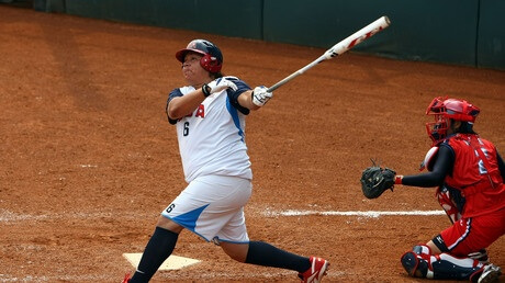 Home Run Series—the Most Memorable Homers in Softball History! Part 1: Video of Stacey Nuveman & Crystl Bustos